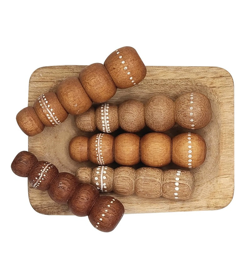 Bardi Grubs with Coolamon Set