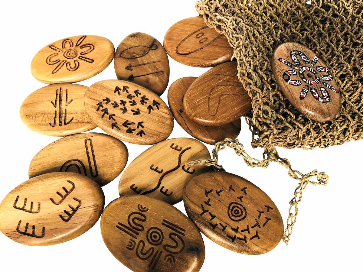 Hunting and Tracking Story Stones 13pcs