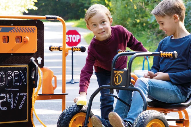 Mobile Petrol and Service Station – Double-Sided Play Unit