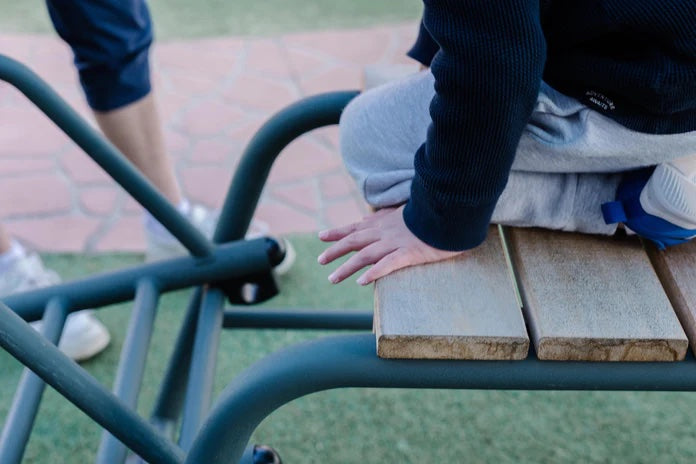 Aluminium Anti-Slip Ladder With Handrails and Rubber Cleats 114cmL