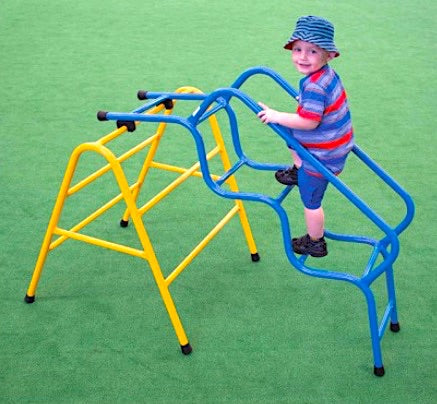 Aluminium Wave Rider With Handrails 166cmL