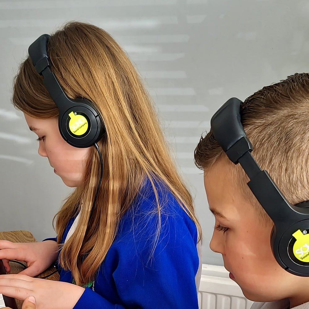 Audio LINKING Student Headphones