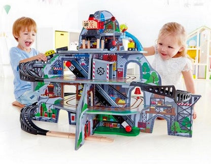 Mighty Mountain Mine 32pcs