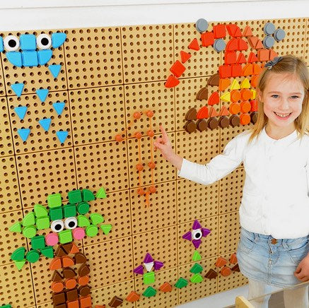 STEM Wall Lacing Pegs & Laces – 230 Piece Set