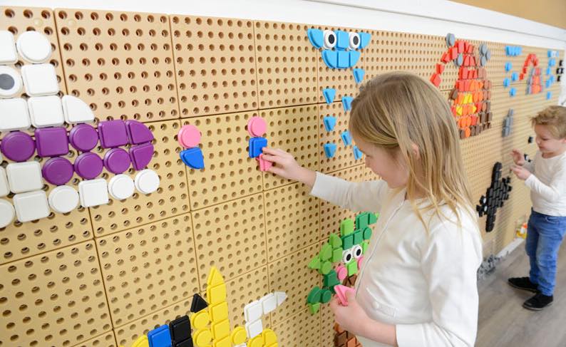 STEM Wall Pastel Geo Shapes 256pcs