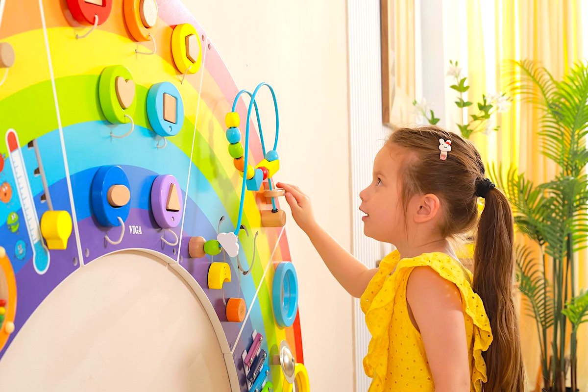 12 Activities Rainbow Wall Mount