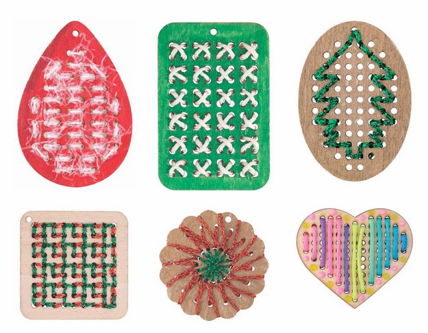 Wooden Threading Shapes 30pcs