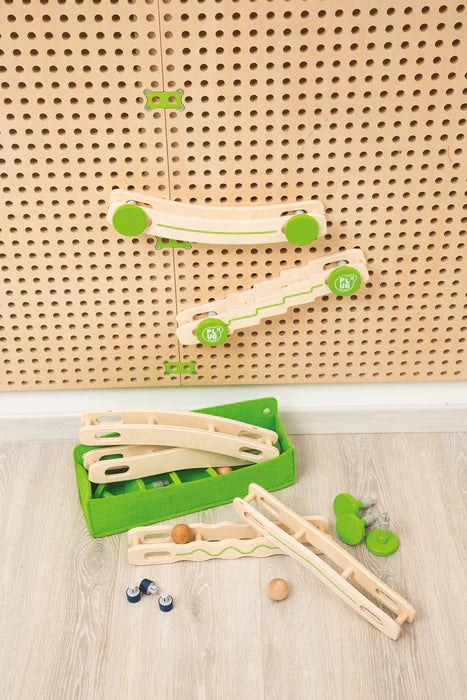 Plug It Ball Run Set