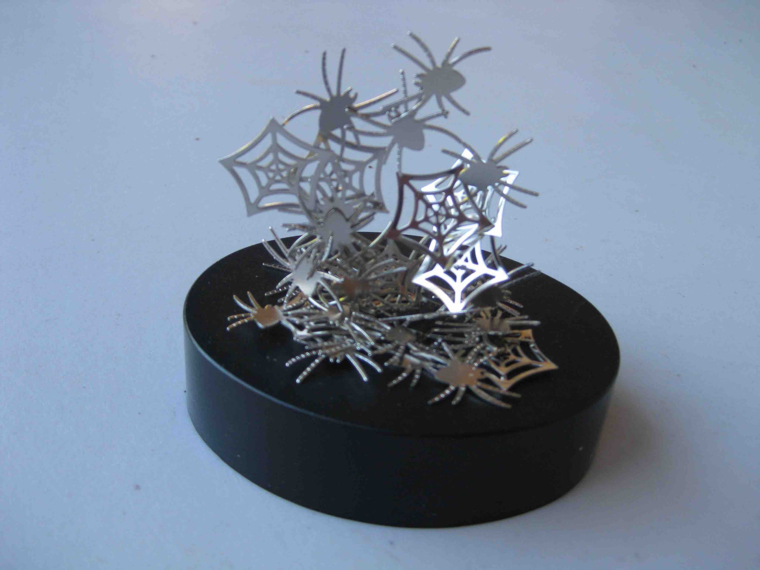 Spiders and Webs Magnetic Sculptures