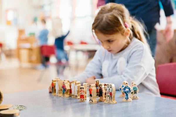 People of the World Wooden Playset – 18 Piece Multicultural Figures