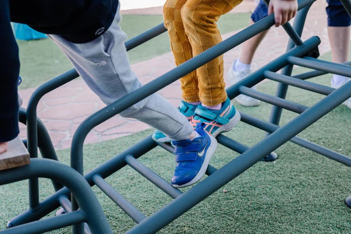 Aluminium Anti-Slip Ladder With Handrails and Rubber Cleats 114cmL