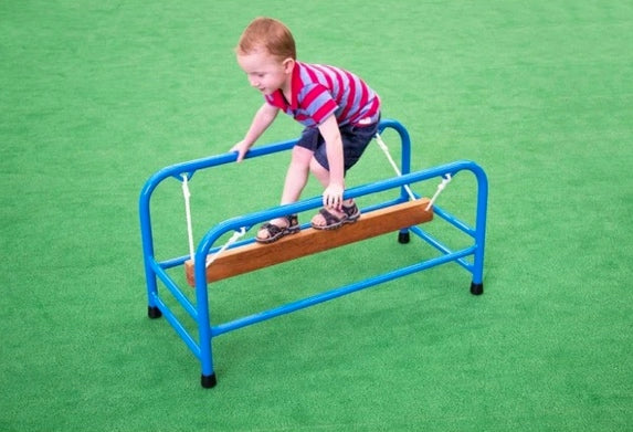 Aluminium and Hardwood Balance Wobbler 115cmL