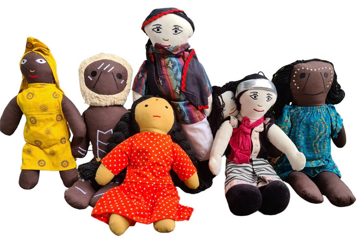 Fabric Dolls From Around the World Set D 7pcs