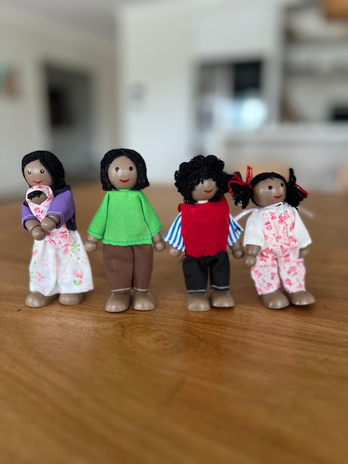Bendy Families – Diverse Play Figures Set