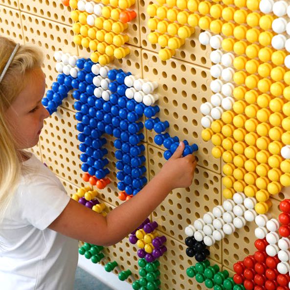 STEM Wall Colour Pegs Set 512pcs