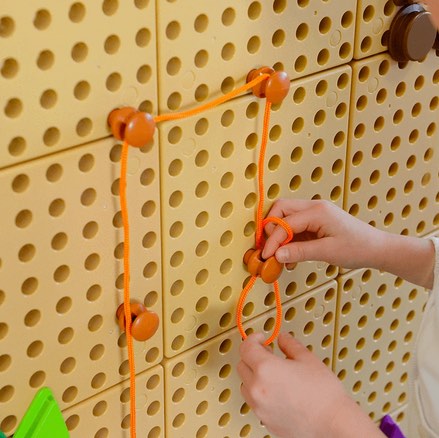 STEM Wall Lacing Pegs & Laces – 230 Piece Set