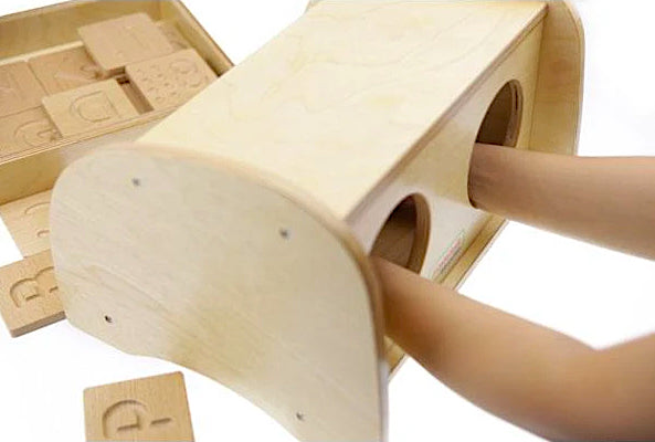 Touch and Guess Box