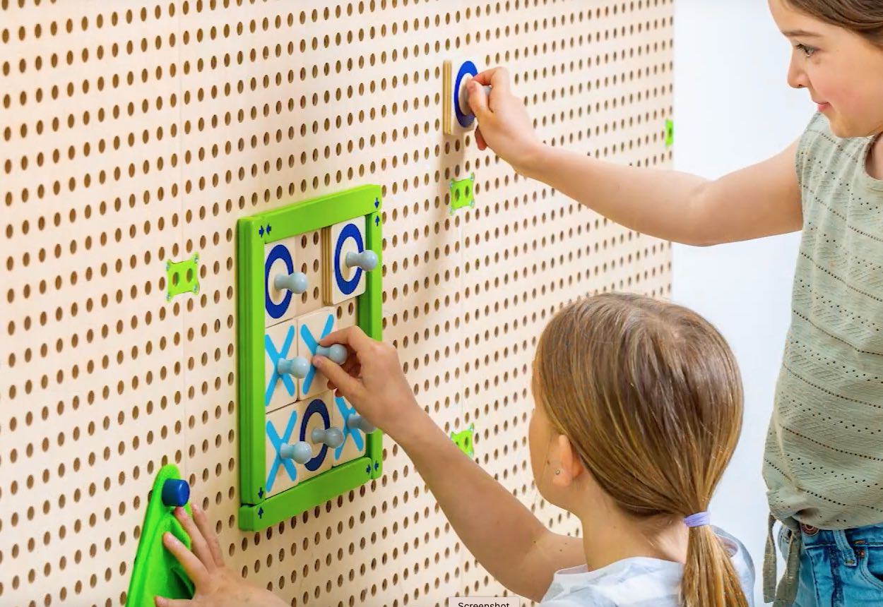 Plug It 2 Games and Accessories Pack