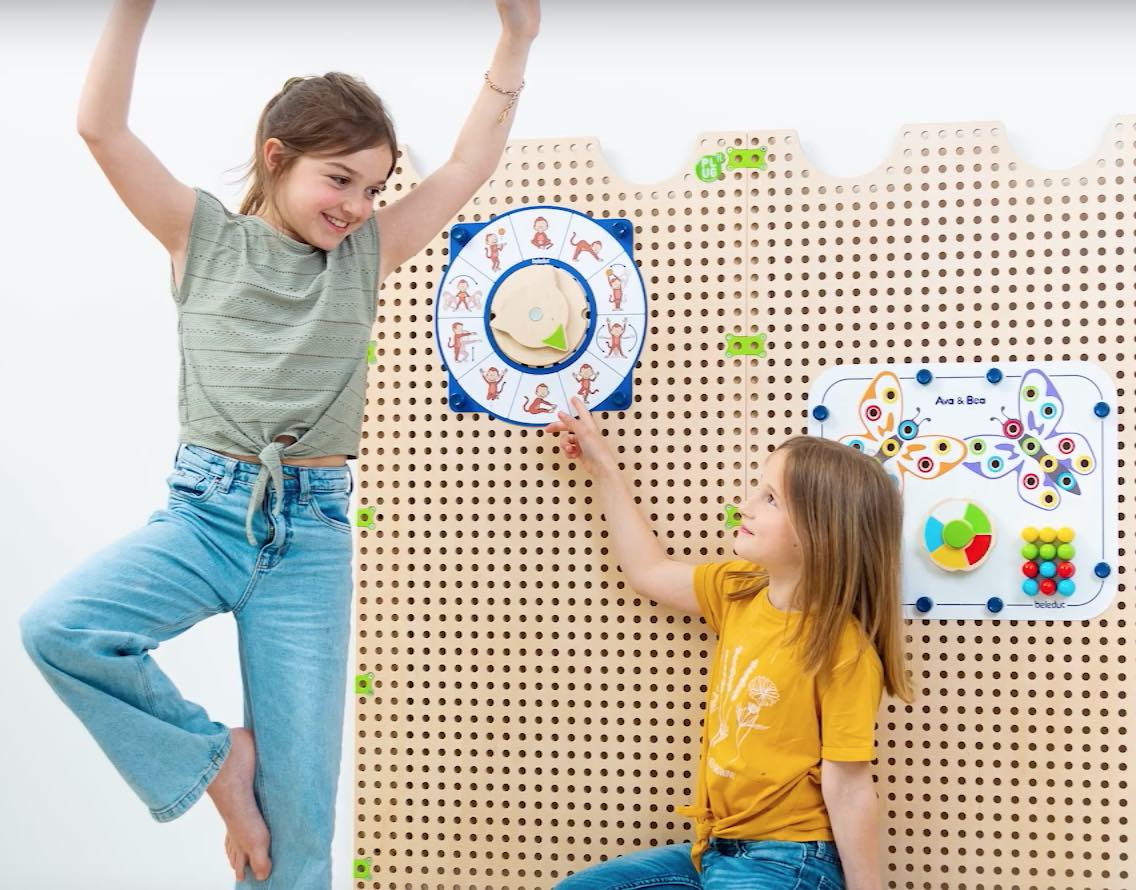 Plug It 5 Games and Accessories Pack