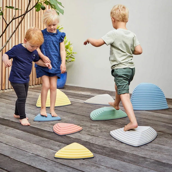 Hilltops and Riverstones Set 9pcs