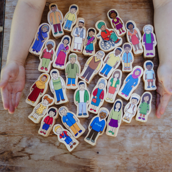 My Family - Wooden People Set - The Freckled Frog